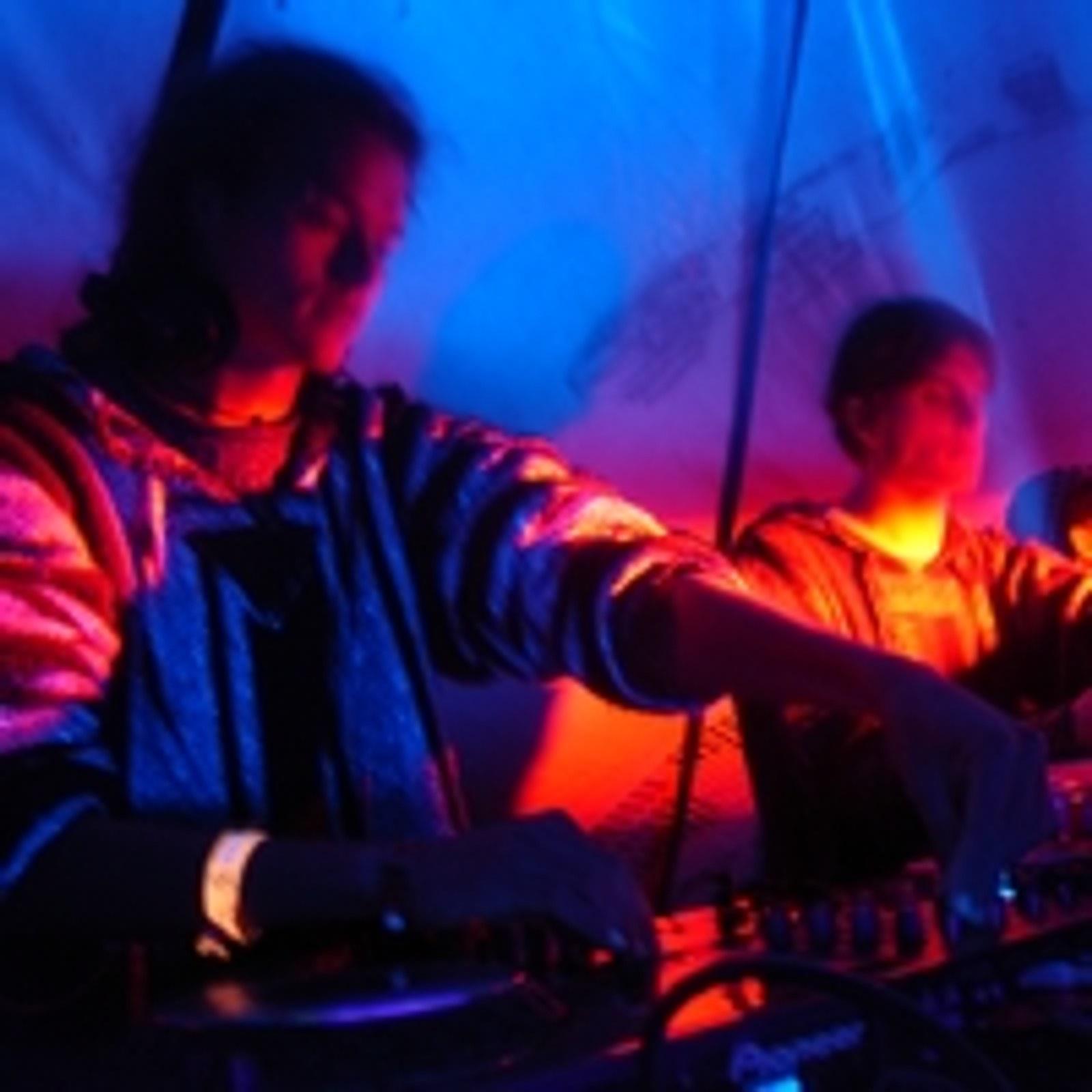 Bert De Decker and Davy Piessens of DigiCult performing live.