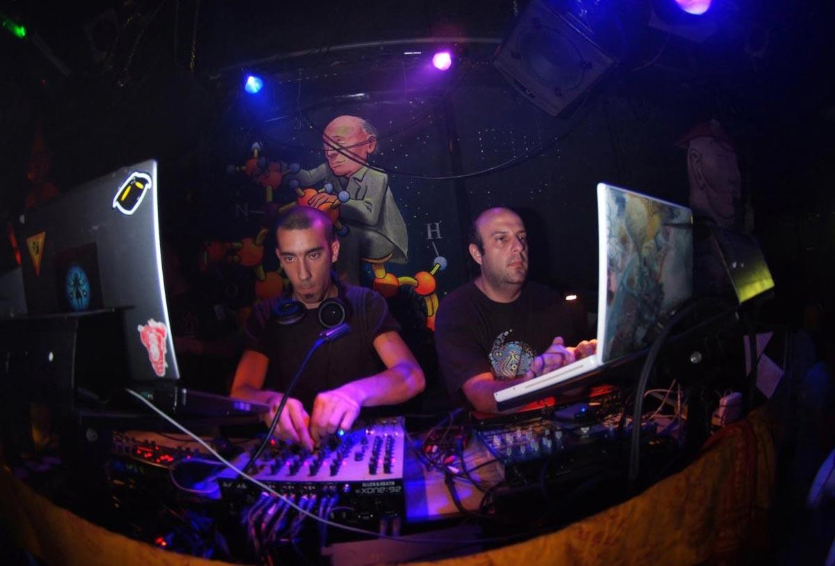 Orestis and Romolo Cheri (Polyphonia) performing together as OrePhonia.