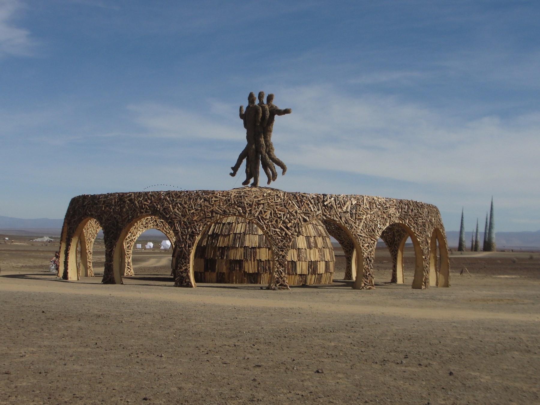 San Clan installation carrying the AfrikaBurn symbol at AfrikaBurn 2015.