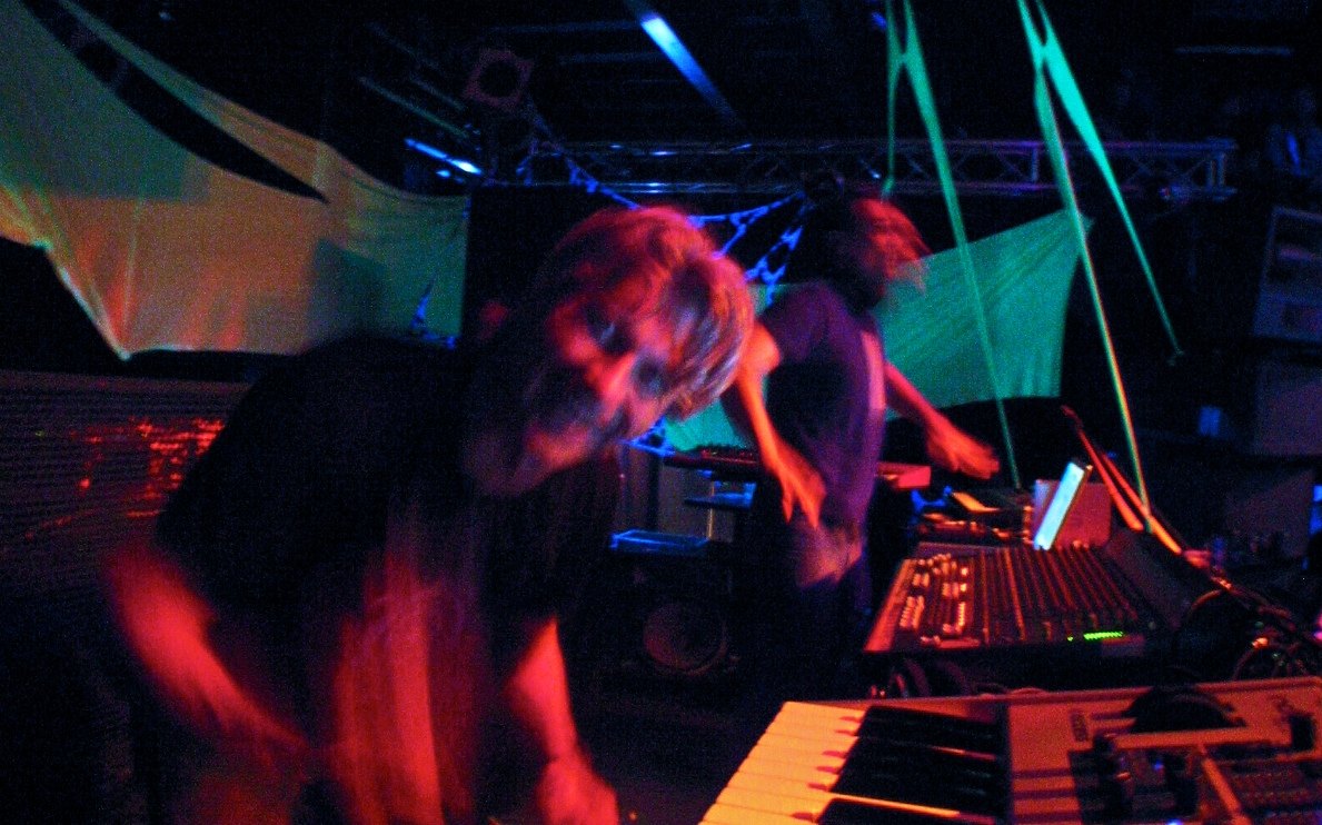 Transwave performing live at Cube in Tokyo in April 2008, with the duo at electronic keyboards and equipment.
